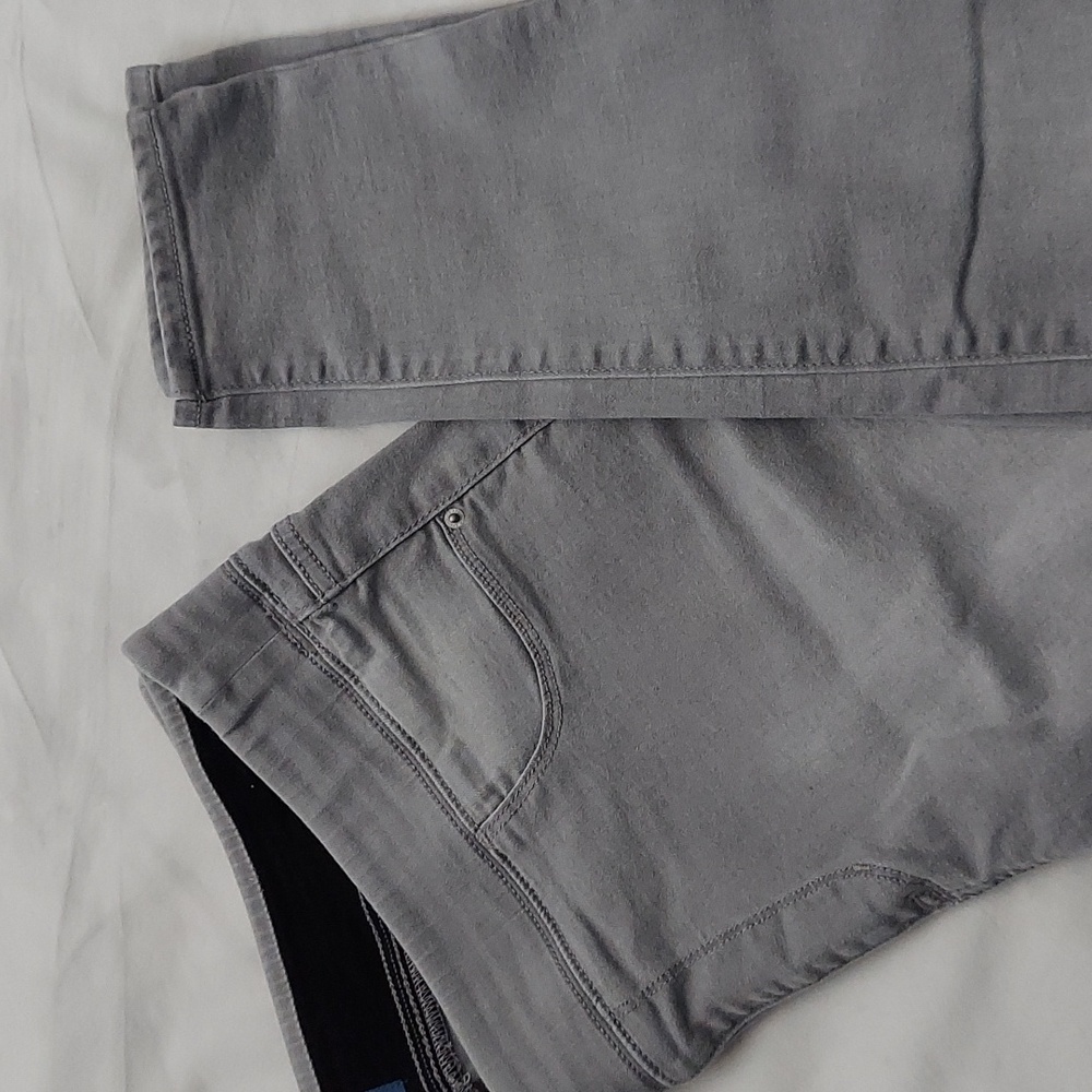 Old Navy Gray Jegging  Size 16 Regular